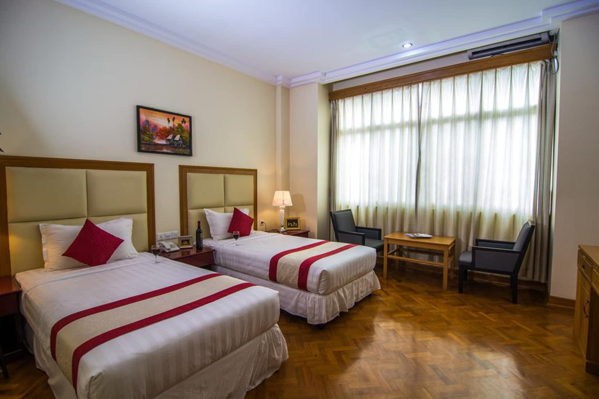 Royal Inlay Hotel Ньоншуэ Экстерьер фото