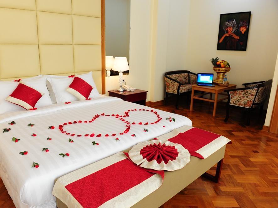 Royal Inlay Hotel Ньоншуэ Экстерьер фото
